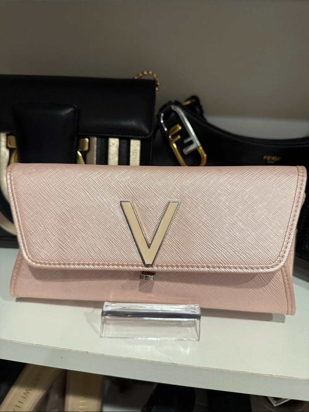 V-Shaped Detail Pink Women’s Clutch